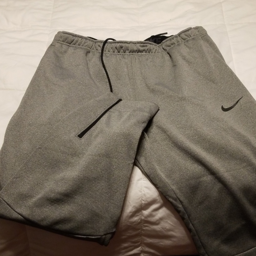 Jogging pants
